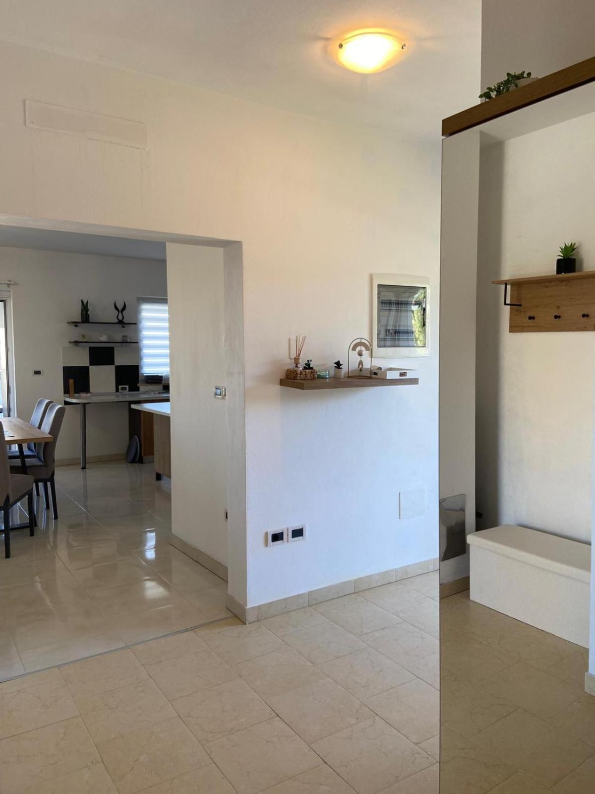 Holiday Home Mihaela Вишнян Экстерьер фото