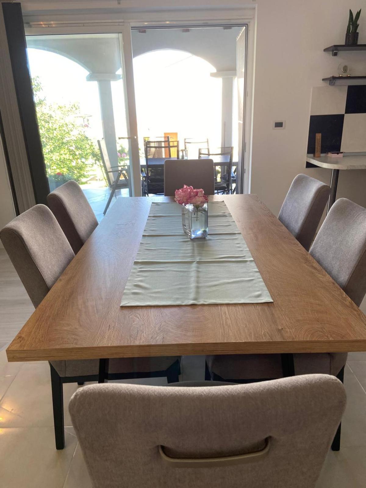 Holiday Home Mihaela Вишнян Экстерьер фото
